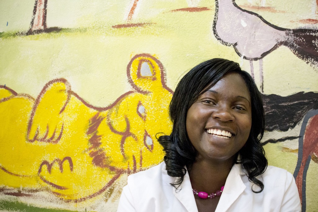 Janet Nyongwesa pracuje ako projektová koordinátorka a fyzioterapeutka 